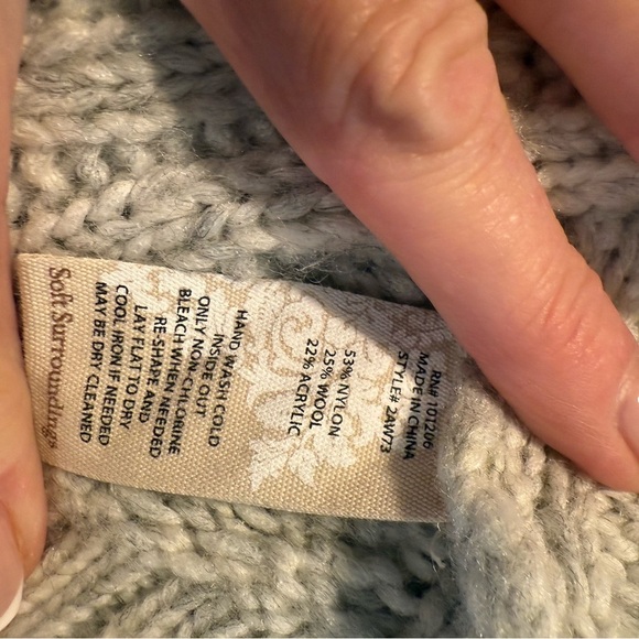 Soft  Surroundings Ivory Knit Wool Sweater SZ M - Picture 11 of 15